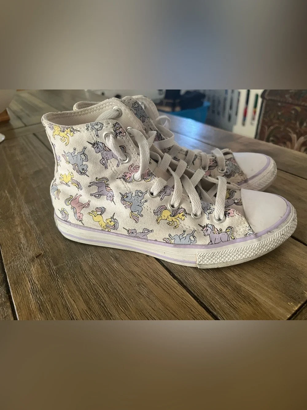 Converse Kids White High-Top Sneakers with Pastel Unicorn Print youth size 3